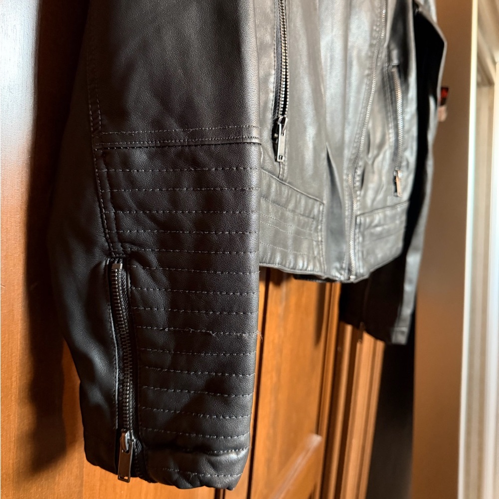 Universal Thread Black Leather Jacket - Picture 3 of 5